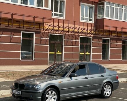 Серый БМВ 3 Серия, объемом двигателя 2 л и пробегом 200 тыс. км за 2950 $, фото 1 на Automoto.ua