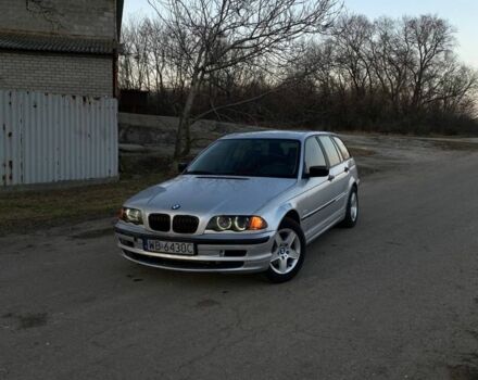 Серый БМВ 3 Серия, объемом двигателя 2 л и пробегом 350 тыс. км за 2350 $, фото 1 на Automoto.ua