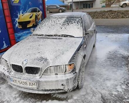 Серый БМВ 3 Серия, объемом двигателя 1.8 л и пробегом 300 тыс. км за 5100 $, фото 1 на Automoto.ua