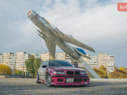 Сірий БМВ 3 Серія, об'ємом двигуна 2 л та пробігом 570 тис. км за 7000 $, фото 1 на Automoto.ua