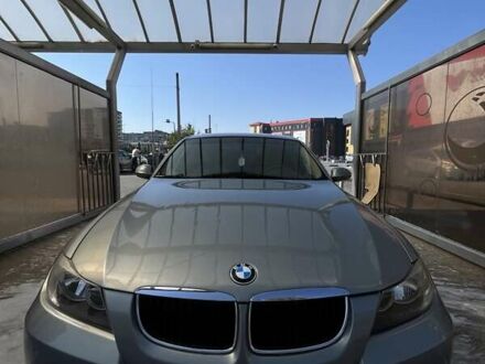 Серый БМВ 3 Серия, объемом двигателя 2 л и пробегом 230 тыс. км за 7000 $, фото 1 на Automoto.ua