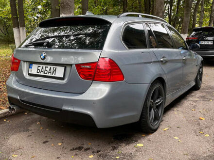 Серый БМВ 3 Серия, объемом двигателя 3 л и пробегом 320 тыс. км за 8950 $, фото 1 на Automoto.ua