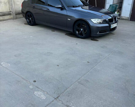 Серый БМВ 3 Серия, объемом двигателя 2 л и пробегом 314 тыс. км за 6800 $, фото 1 на Automoto.ua