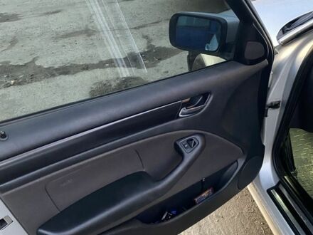 Сірий БМВ 3 Серія, об'ємом двигуна 1.8 л та пробігом 340 тис. км за 5000 $, фото 1 на Automoto.ua