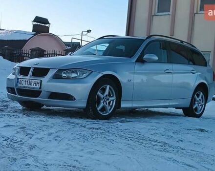 Серый БМВ 3 Серия, объемом двигателя 2 л и пробегом 300 тыс. км за 6250 $, фото 1 на Automoto.ua
