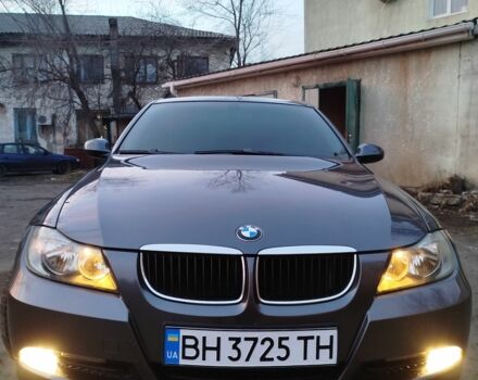 Серый БМВ 3 Серия, объемом двигателя 2 л и пробегом 190 тыс. км за 6500 $, фото 1 на Automoto.ua