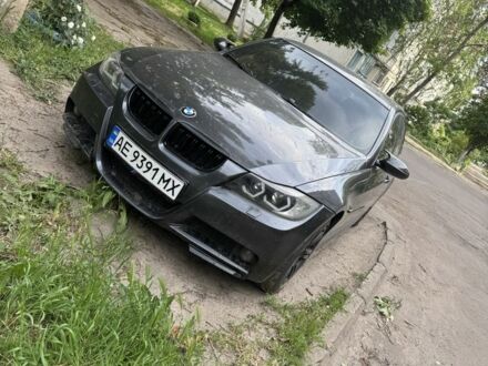 Сірий БМВ 3 Серія, об'ємом двигуна 2.5 л та пробігом 326 тис. км за 7500 $, фото 1 на Automoto.ua