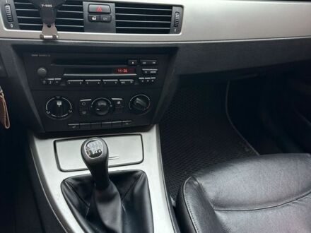 Серый БМВ 3 Серия, объемом двигателя 2 л и пробегом 1 тыс. км за 7600 $, фото 1 на Automoto.ua