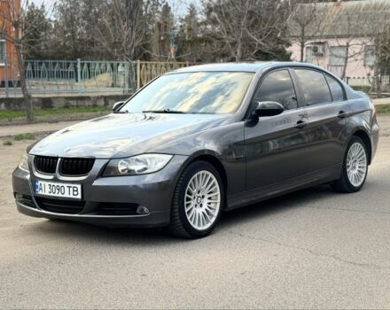Серый БМВ 3 Серия, объемом двигателя 2 л и пробегом 280 тыс. км за 6000 $, фото 1 на Automoto.ua