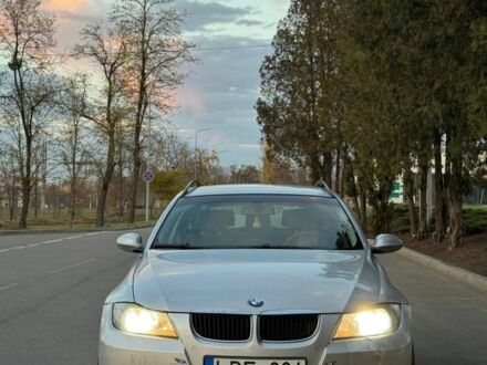 Сірий БМВ 3 Серія, об'ємом двигуна 2 л та пробігом 350 тис. км за 3370 $, фото 1 на Automoto.ua