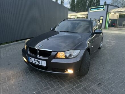 БМВ 3 Серія 2007 у Миколаєві на Automoto.ua Сірий БМВ 3 Серія, об'ємом двигуна 2 л та пробігом 300 тис. км за 5900 $, фото 1 на Automoto.ua
