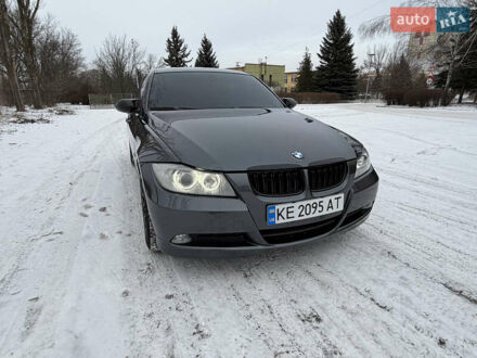 Серый БМВ 3 Серия, объемом двигателя 3 л и пробегом 291 тыс. км за 10500 $, фото 1 на Automoto.ua