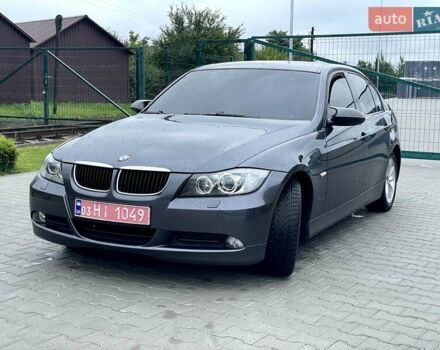 Серый БМВ 3 Серия, объемом двигателя 2 л и пробегом 223 тыс. км за 7500 $, фото 1 на Automoto.ua