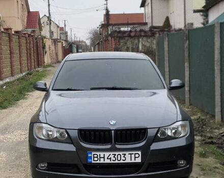 Серый БМВ 3 Серия, объемом двигателя 2 л и пробегом 290 тыс. км за 6800 $, фото 1 на Automoto.ua