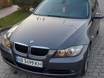 Серый БМВ 3 Серия, объемом двигателя 2 л и пробегом 211 тыс. км за 7800 $, фото 1 на Automoto.ua