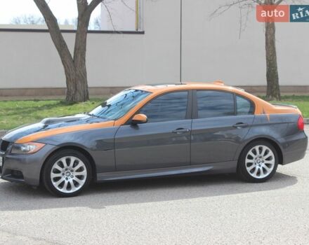 Серый БМВ 3 Серия, объемом двигателя 3 л и пробегом 106 тыс. км за 9500 $, фото 1 на Automoto.ua