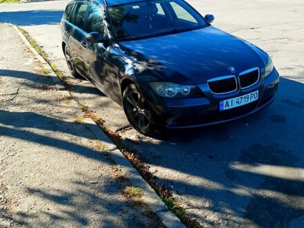 Серый БМВ 3 Серия, объемом двигателя 2 л и пробегом 240 тыс. км за 6000 $, фото 1 на Automoto.ua