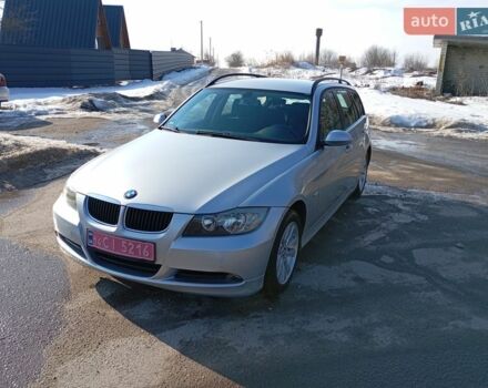 Серый БМВ 3 Серия, объемом двигателя 2 л и пробегом 213 тыс. км за 7350 $, фото 1 на Automoto.ua