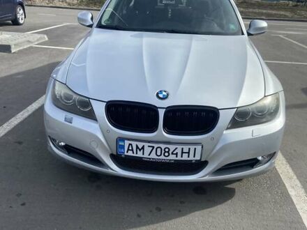 БМВ 3 Серія 2009 у Житомирі на Automoto.ua Сірий БМВ 3 Серія, об'ємом двигуна 2 л та пробігом 300 тис. км за 8600 $, фото 1 на Automoto.ua