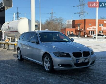 Серый БМВ 3 Серия, объемом двигателя 2 л и пробегом 212 тыс. км за 7600 $, фото 1 на Automoto.ua