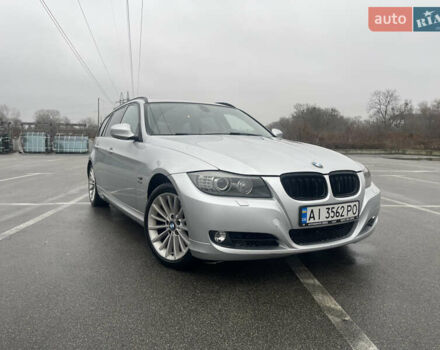 Серый БМВ 3 Серия, объемом двигателя 3 л и пробегом 131 тыс. км за 9500 $, фото 1 на Automoto.ua