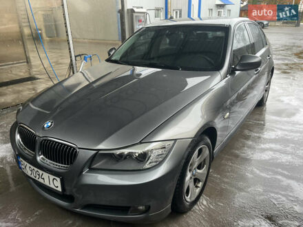 БМВ 3 Серия 2010 в Костополе на Automoto.ua Серый БМВ 3 Серия, объемом двигателя 2 л и пробегом 225 тыс. км за 8800 $, фото 1 на Automoto.ua
