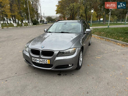 БМВ 3 Серия 2010 в Виннице на Automoto.ua Серый БМВ 3 Серия, объемом двигателя 2 л и пробегом 226 тыс. км за 9999 $, фото 1 на Automoto.ua