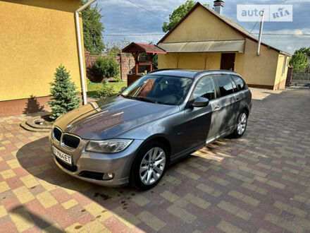 БМВ 3 Серия 2010 в Ровно на Automoto.ua Серый БМВ 3 Серия, объемом двигателя 2 л и пробегом 286 тыс. км за 7700 $, фото 1 на Automoto.ua