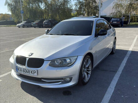 Серый БМВ 3 Серия, объемом двигателя 3 л и пробегом 165 тыс. км за 10000 $, фото 1 на Automoto.ua