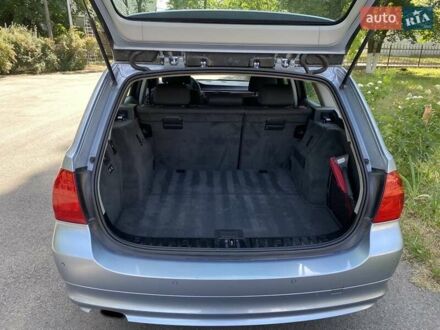 Серый БМВ 3 Серия, объемом двигателя 2 л и пробегом 73 тыс. км за 10800 $, фото 1 на Automoto.ua