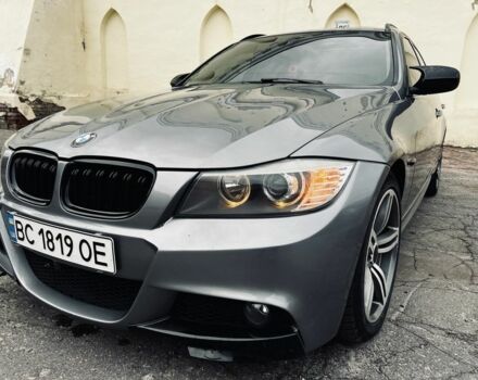 Серый БМВ 3 Серия, объемом двигателя 3 л и пробегом 216 тыс. км за 9999 $, фото 1 на Automoto.ua