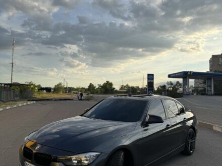 БМВ 3 Серия 2012 в Запорожье на Automoto.ua Серый БМВ 3 Серия, объемом двигателя 2 л и пробегом 210 тыс. км за 13000 $, фото 1 на Automoto.ua