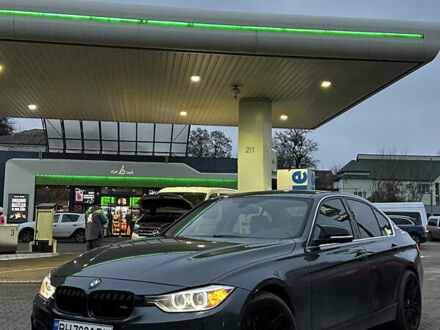 Серый БМВ 3 Серия, объемом двигателя 2.98 л и пробегом 265 тыс. км за 17000 $, фото 1 на Automoto.ua