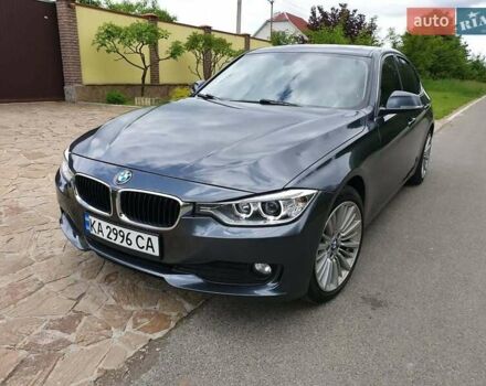 Серый БМВ 3 Серия, объемом двигателя 2 л и пробегом 224 тыс. км за 10800 $, фото 1 на Automoto.ua