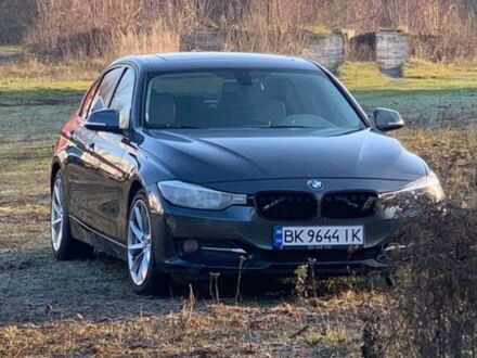 Серый БМВ 3 Серия, объемом двигателя 2 л и пробегом 214 тыс. км за 11000 $, фото 1 на Automoto.ua