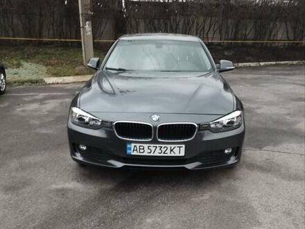 БМВ 3 Серия 2013 в Виннице на Automoto.ua Серый БМВ 3 Серия, объемом двигателя 2 л и пробегом 230 тыс. км за 12900 $, фото 1 на Automoto.ua