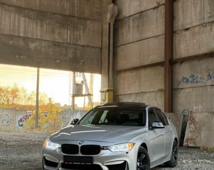 Серый БМВ 3 Серия, объемом двигателя 2 л и пробегом 210 тыс. км за 10000 $, фото 1 на Automoto.ua
