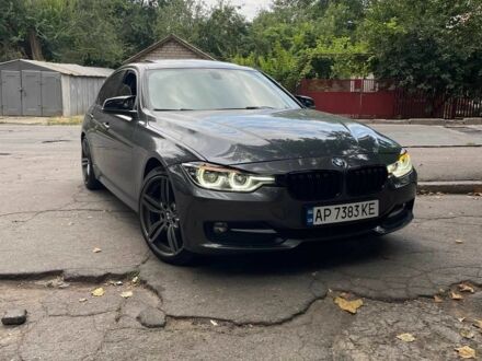 БМВ 3 Серия 2014 в Запорожье на Automoto.ua Серый БМВ 3 Серия, объемом двигателя 2 л и пробегом 166 тыс. км за 15000 $, фото 1 на Automoto.ua