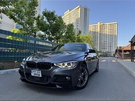 Серый БМВ 3 Серия, объемом двигателя 2 л и пробегом 166 тыс. км за 23300 $, фото 1 на Automoto.ua