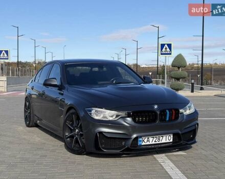 БМВ 3 Серия 2015 в Киеве на Automoto.ua Серый БМВ 3 Серия, объемом двигателя 3 л и пробегом 180 тыс. км за 22000 $, фото 1 на Automoto.ua