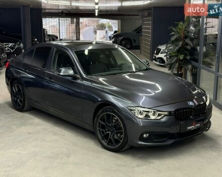 Серый БМВ 3 Серия, объемом двигателя 2 л и пробегом 132 тыс. км за 17900 $, фото 1 на Automoto.ua