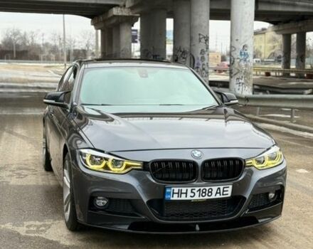 Серый БМВ 3 Серия, объемом двигателя 2 л и пробегом 99 тыс. км за 16599 $, фото 1 на Automoto.ua
