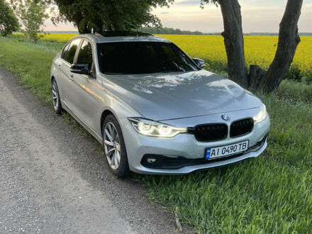 БМВ 3 Серія 2017 у Жашкове на Automoto.ua Сірий БМВ 3 Серія, об'ємом двигуна 2 л та пробігом 95 тис. км за 17999 $, фото 1 на Automoto.ua