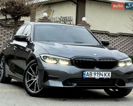 Серый БМВ 3 Серия, объемом двигателя 2 л и пробегом 67 тыс. км за 28500 $, фото 1 на Automoto.ua