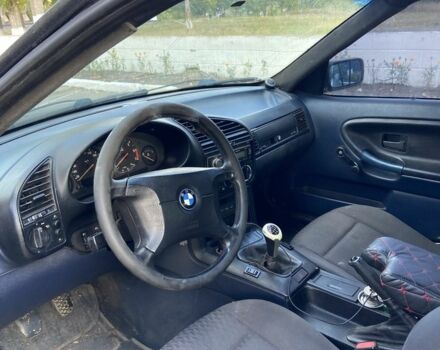 Синій БМВ 3 Серія, об'ємом двигуна 1.8 л та пробігом 2 тис. км за 1600 $, фото 3 на Automoto.ua