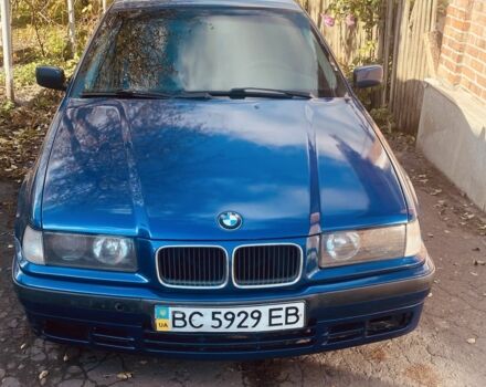 Синий БМВ 3 Серия, объемом двигателя 1.8 л и пробегом 352 тыс. км за 2000 $, фото 2 на Automoto.ua