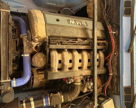 Синий БМВ 3 Серия, объемом двигателя 2 л и пробегом 777 тыс. км за 2600 $, фото 9 на Automoto.ua