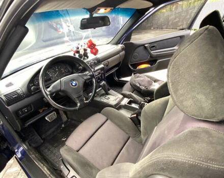 Синий БМВ 3 Серия, объемом двигателя 1.6 л и пробегом 198 тыс. км за 4100 $, фото 15 на Automoto.ua