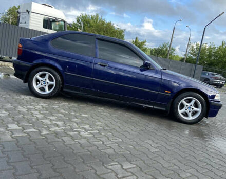 Синий БМВ 3 Серия, объемом двигателя 1.6 л и пробегом 198 тыс. км за 4100 $, фото 4 на Automoto.ua