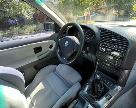 Синій БМВ 3 Серія, об'ємом двигуна 2 л та пробігом 375 тис. км за 2800 $, фото 7 на Automoto.ua